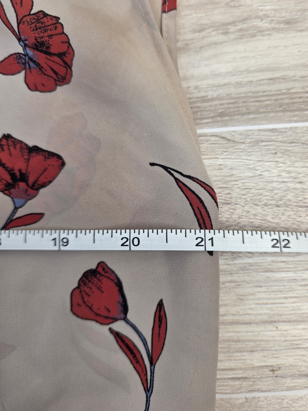 Ladies Large Lauren Conrad Beige Blouse with Red Floral Print - Picture 3 of 4